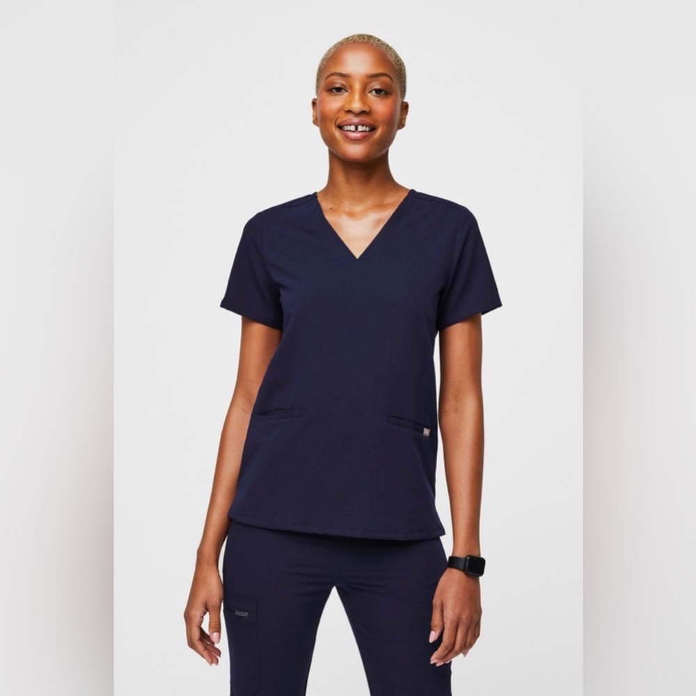 Women's High Waisted Skinny Scrub Pants (L) Casma Three-Pocket Scrub Top (M) - Picture 2 of 9